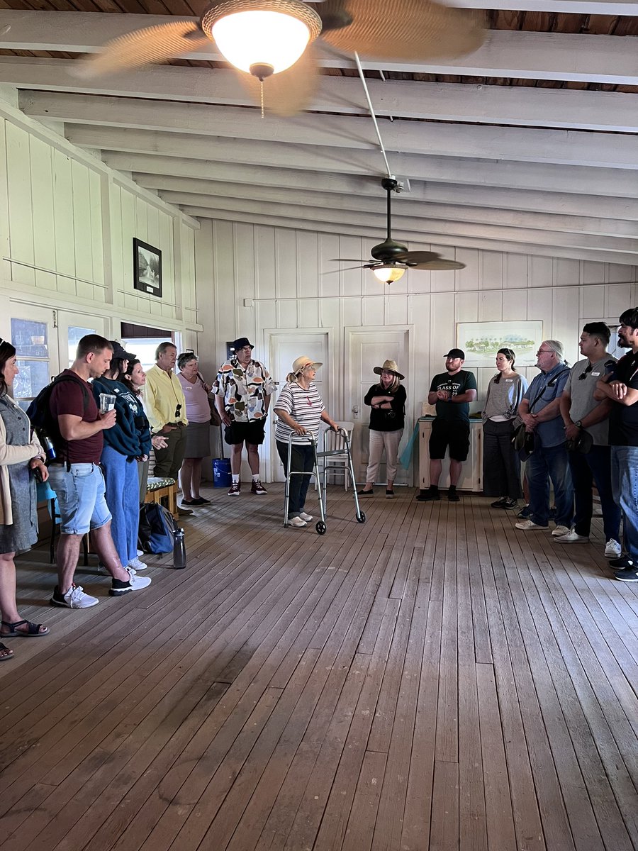 MstraOlascoaga's tweet photo. A few more pictures from our week long experience learning about migration and farm labor. #NEH #WhyHere Thank you @NEHgov for making this possible. My cohort consisted of educators from across the nation. ❤️ https://t.co/IlVMJB6ah3