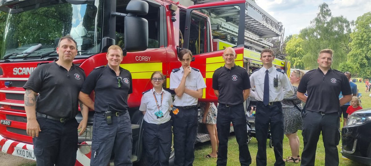Emergency services cadets and Firefighters from Corby station supported the family fun day at East Carlton Park @northantsfire @KingswoodAcad @UKFireCadets @ESCadets #CommunityEngagement