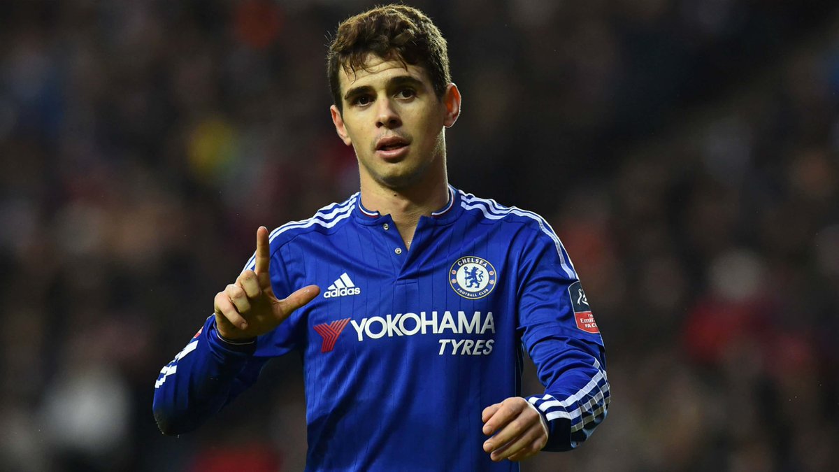 CFCRetro's tweet photo. Based solely on their time at Chelsea, who is the better footballer? https://t.co/QlsUQ85kQG