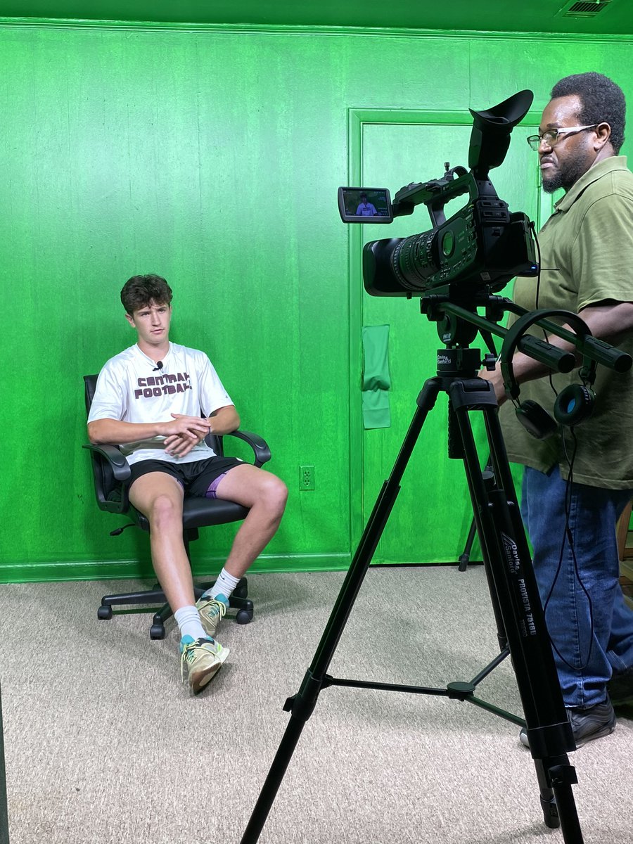 Had a chance to sit and talk <a href="/CentralFight_FB/">Central Football</a> with <a href="/MgEnetwork/">MGEnetwork</a> today. Thank u for the opportunity. Full episode will be out this Friday on MgEnetwork’s youtube channel and channel 19 10pm On Cox