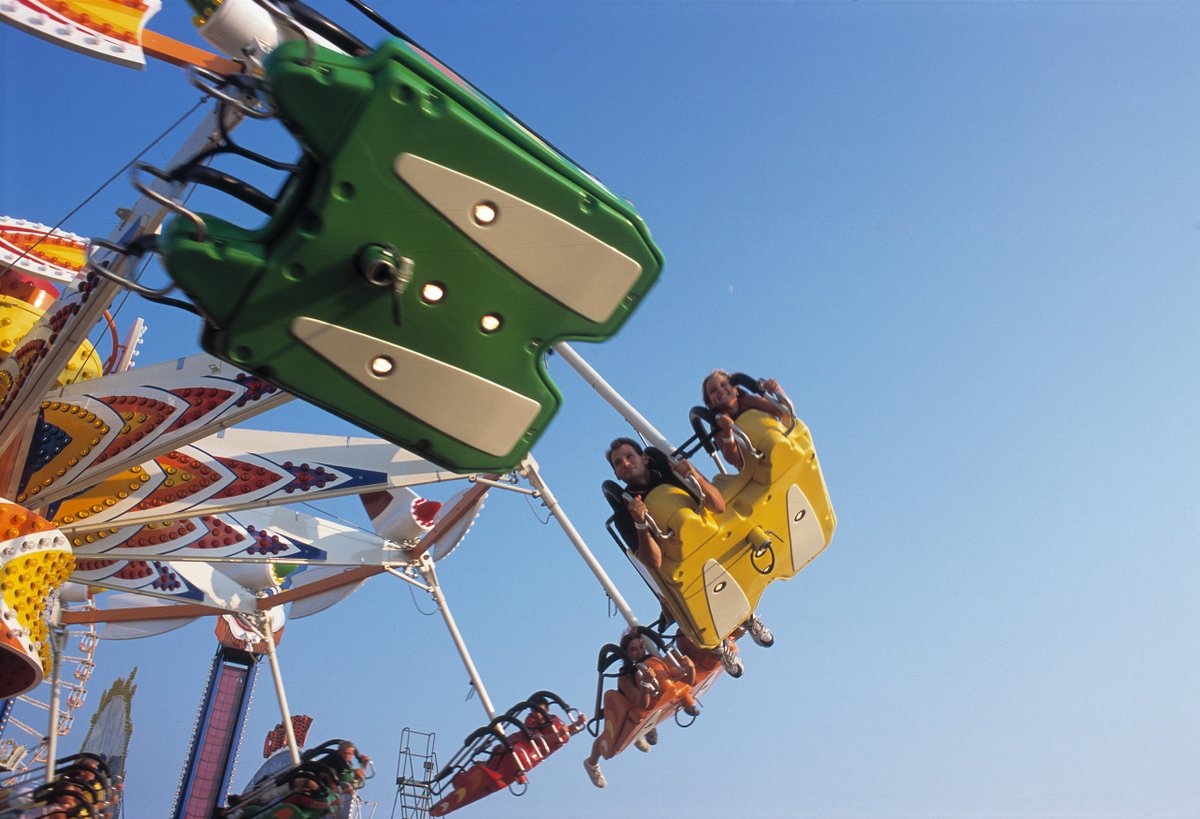 MoreysPiers's tweet image. Hanging on tight to the weekend, wishing it would never end. #kiteflyer #sundayblues #bluesky #marinerspier #sundayfunday