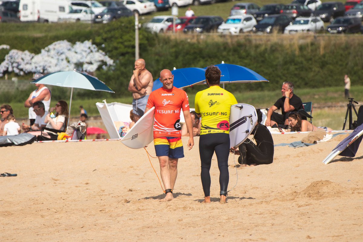 #cesurf2023 | Las ansiadas olas llegaron a la playa de A Frouxeira. El  asturiano Fernando Pérez nuevo Campeón de España Másters 2023

1️⃣ Fernando Pérez
2️⃣ Dani García
3️⃣ Matías Hernández
4️⃣ Luis Rodríguez

🖊️👉 surfing.es/las-ansiadas-o…

📷👉 cesurf.es/galerias-de-fo…

#FESurfing