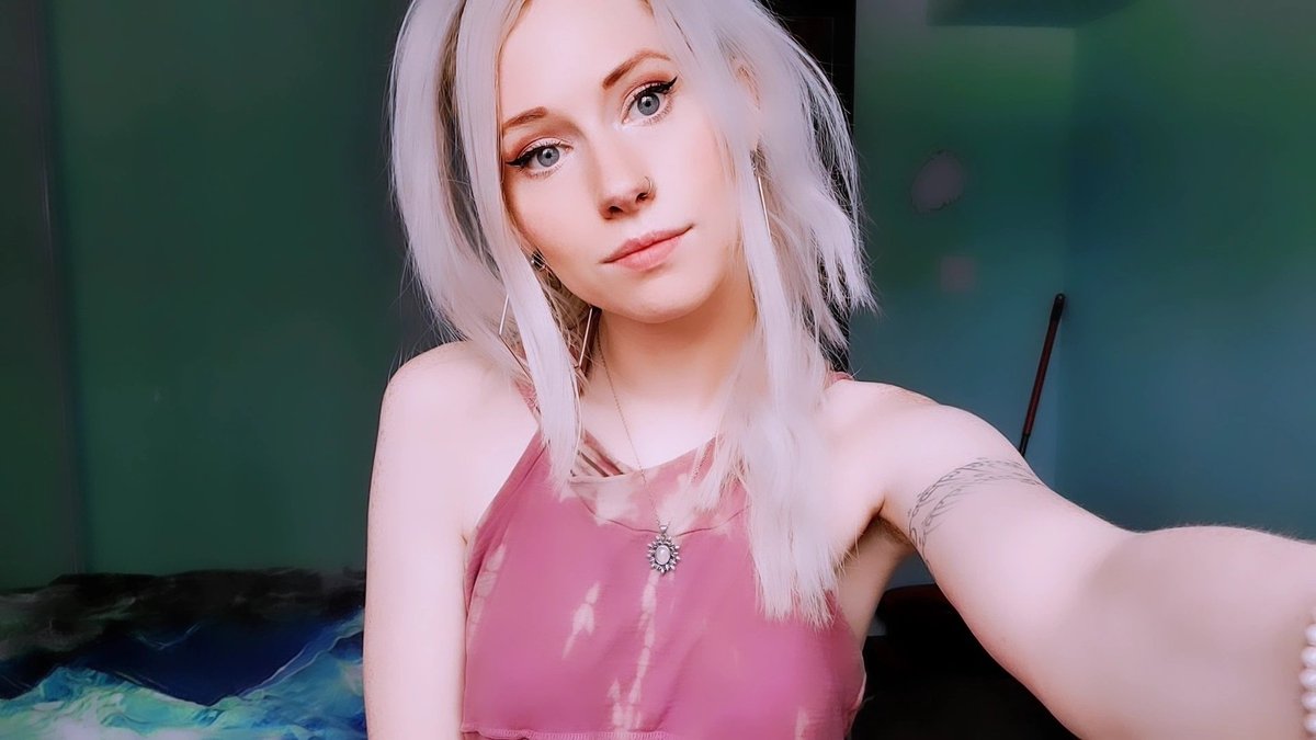 BrittyKittie tweet media