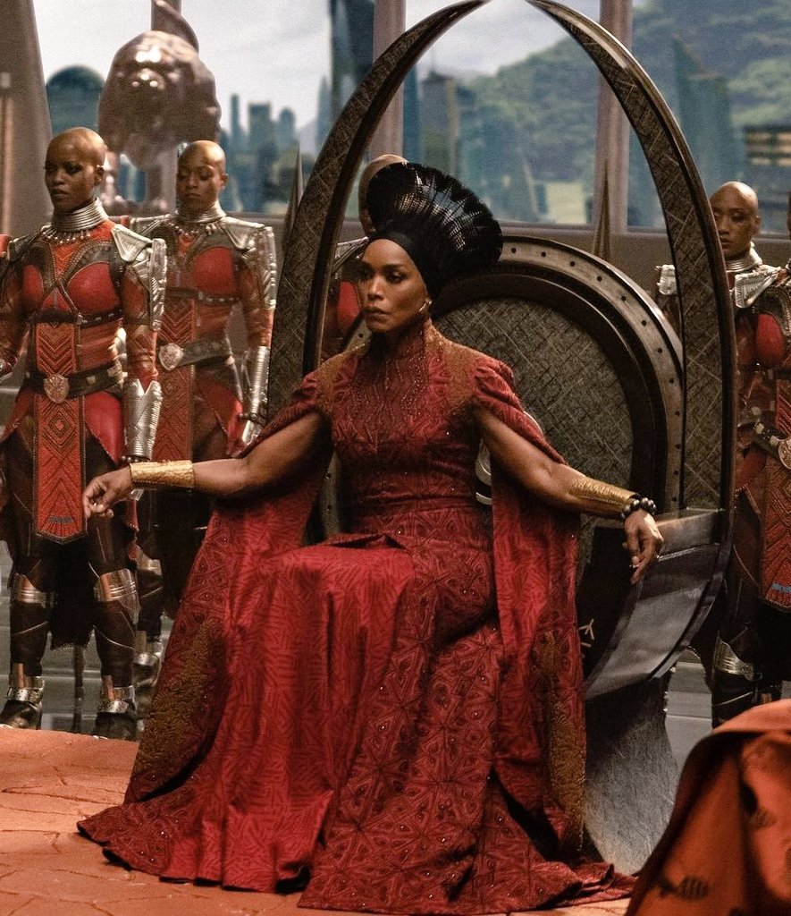 Coco_Miyoko's tweet photo. Ruth E. Carter is the first African-American to win an Academy Award for Best Costume Design. Buckle up as she transports you through her lengthy timeline of "Costuming Black History and the Afrofuture, From Do the Right Thing to Black Panther!" #RuthCarter #TheArtofRuthECarter https://t.co/odRZHKTO6A