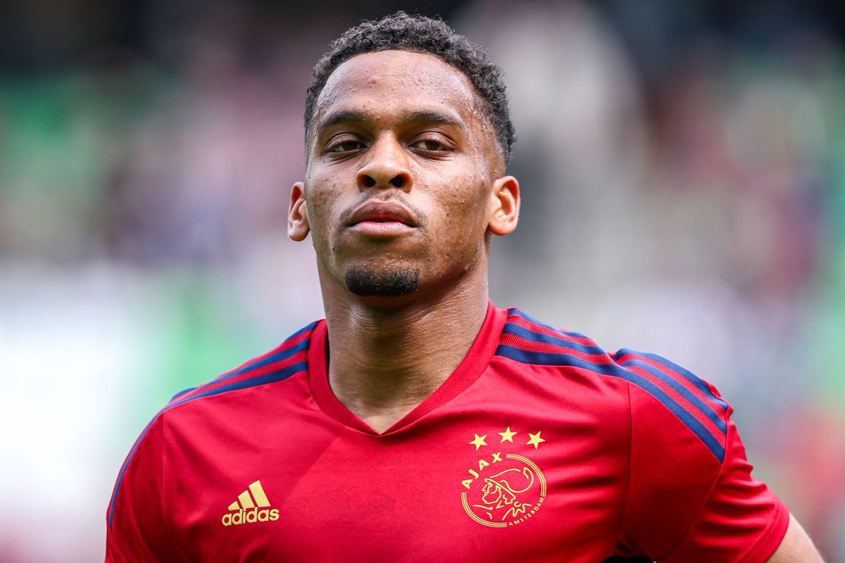 Gunnersc0m's tweet photo. Arsenal have agreed personal terms with 22-year-old Ajax defender Jurrien Timber with the clubs negotiating a transfer fee. [@MikeVerweij] https://t.co/IUO7itcN4t