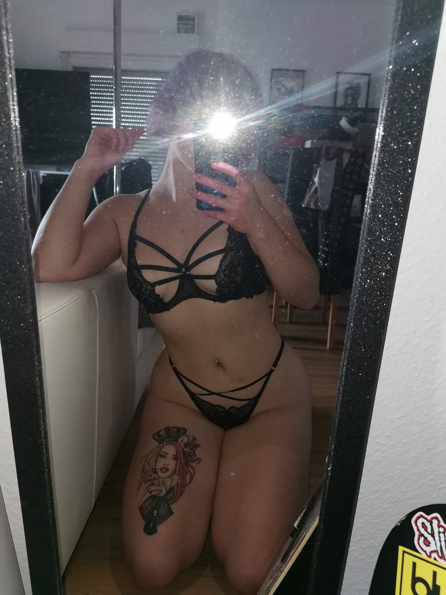 Pikacorn1's tweet photo. Ok.
#of #OFgirls #ofleaks #HotOrNot #thicc #lingerie #lewd https://t.co/noh1E0Rhc4