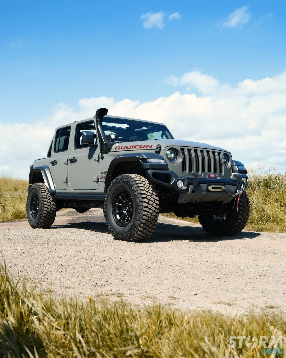 Storm Jeeps tweet media
