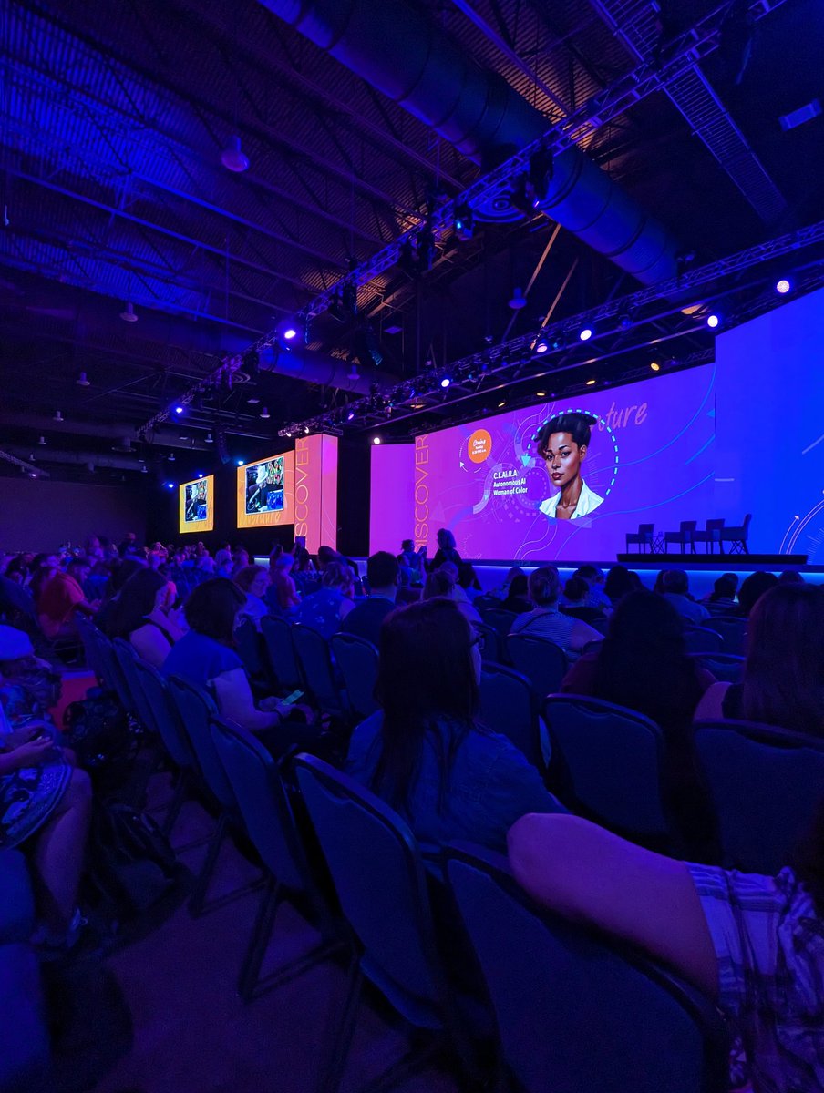 VLizotte_AQUOPS's tweet photo. La fille d'événementiel est aux anges en ce moment...
Un seul mot, grandiose ! 🤩
#aquops #ISTELive23 #jecapote https://t.co/tTVAYSuonH
