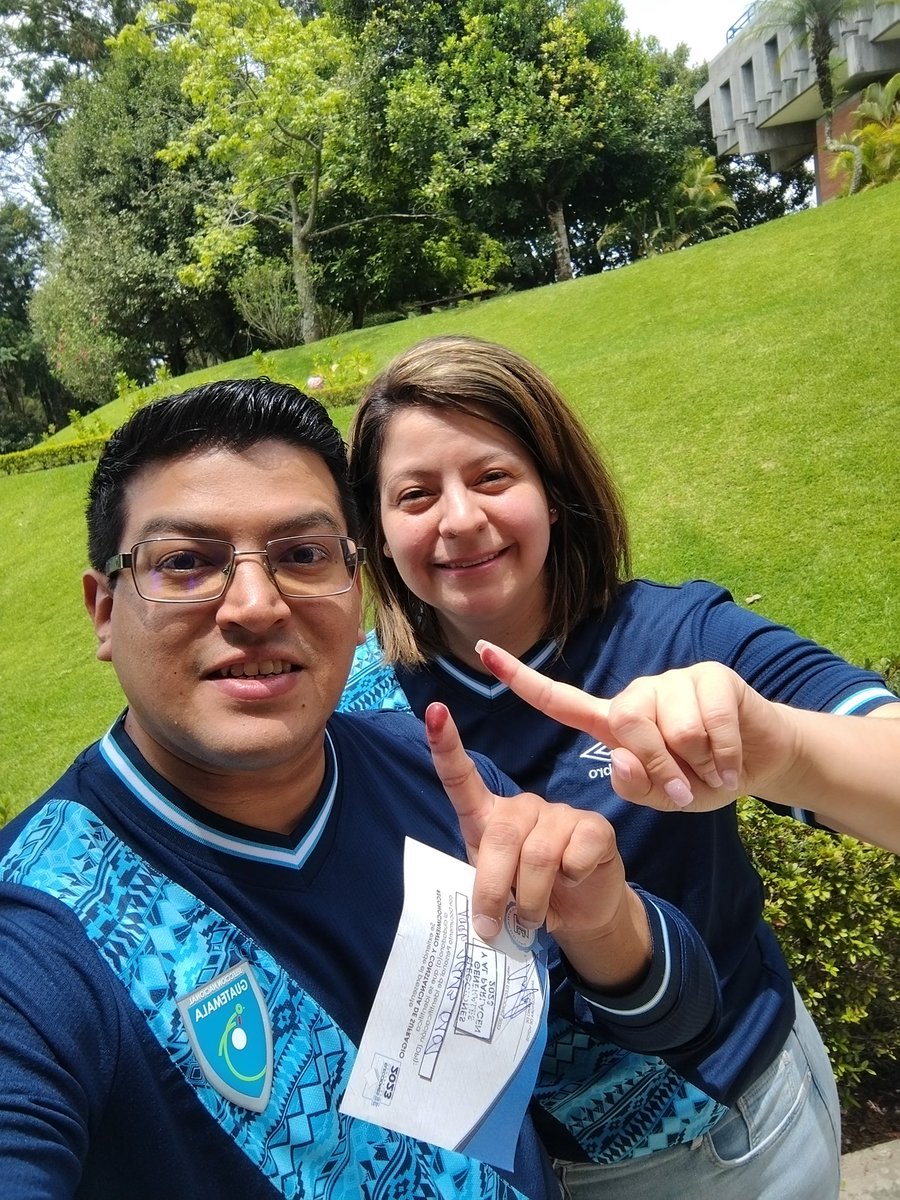 Cumplimos con nuestro deber cívico de participar activamente con <a href="/RaquelMullerTh/">Raquel Müller</a>. Y lo seguiremos haciendo desde nuestros espacios #VotaPorGuate 🇬🇹