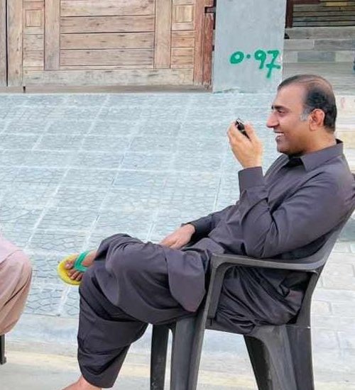 وائے کونجانی سِستگیں ٹولی
گیر کایاں تئی شیرکنیں بولی