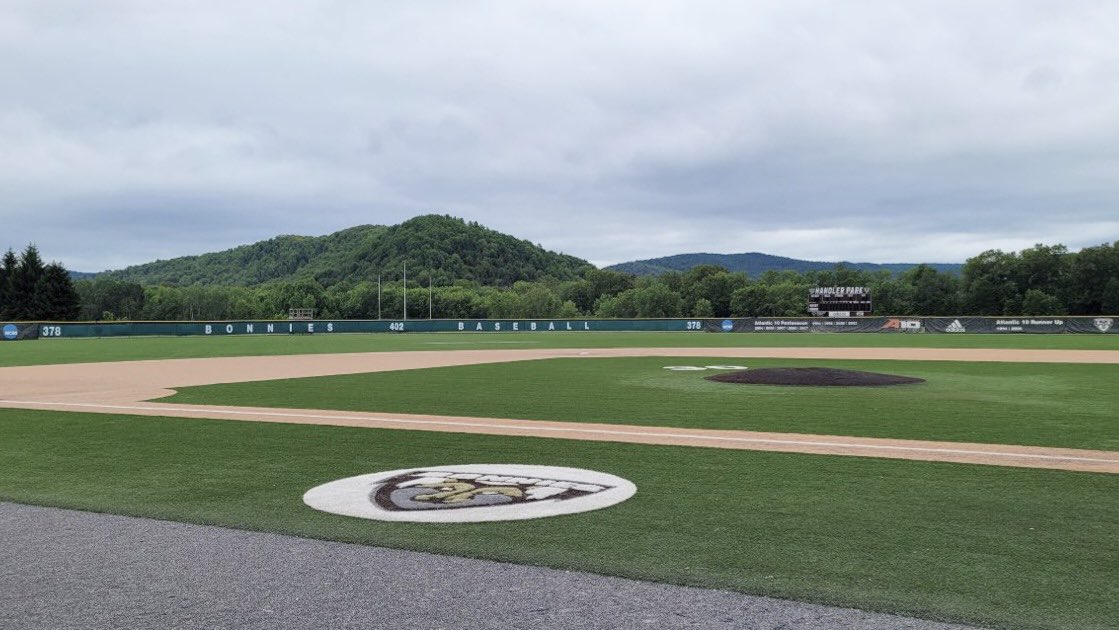RyanMDavis24's tweet photo. I’m very excited to announce my commitment to St. Bonaventure University! I would like to thank God, my family, coaches, teammates, and friends for all of their support! Big thanks to @Jason_A_Rathbun for this great opportunity!! @CoachCox19 @Boonep19 @BonniesBaseball https://t.co/tvZuBknONK