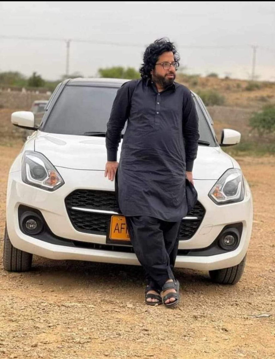 drhassanauj's tweet photo. #JusticeForFaisalGabol 
This young boy was killed last night at Gulshan e Maymar, when he went to fetch Rotis. In year 2014, his elder brother was also killed. It needs thorough inquiry. I hope every Pakistani and specially #Gabol clan will get justice for the family. https://t.co/9Id3aDrmQu