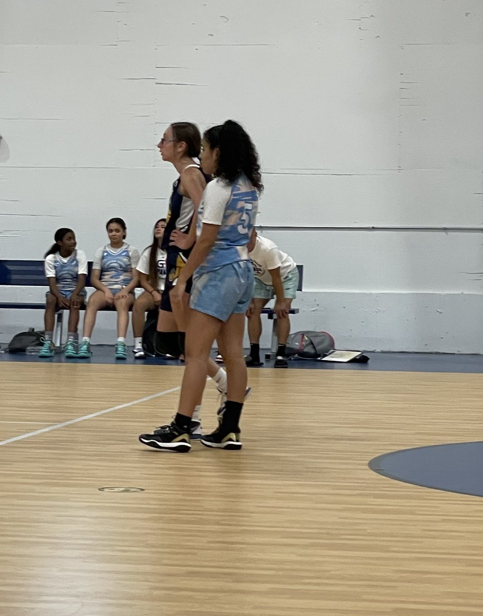jgs_resto19's tweet photo. Spring AAU season β
Growing as a player β
Finding that open lane β
@ShootingTouchMA @HardwoodJungle keep pushing
@V13Resto πͺπ½π
#shootingtouch
#betongirls #baller #andone #vitiligo #makesmeunique #girlsbasketball #motivation #dedication
#determination
#hardworkpaysoff https://t.co/bFTEFaxm1E