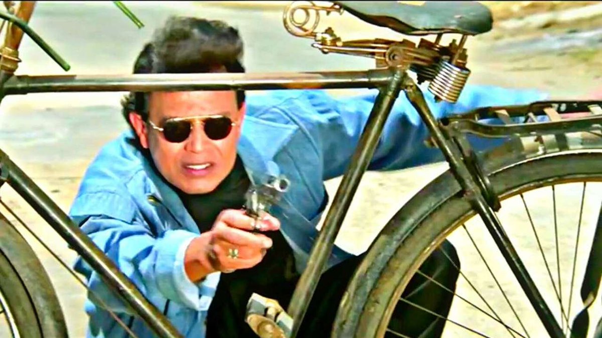 mushfau's tweet photo. Chris Hemsworth takes cover behind a ladder in the movies Extraction2, 

Mithun Chakraborty famously took cover behind a classic raleigh bicycle in the movie Gunda

I think Karam is the winner here, all he needed was a metal pipe, in Project Montage by @spaceparade https://t.co/Szm22ct2Fp