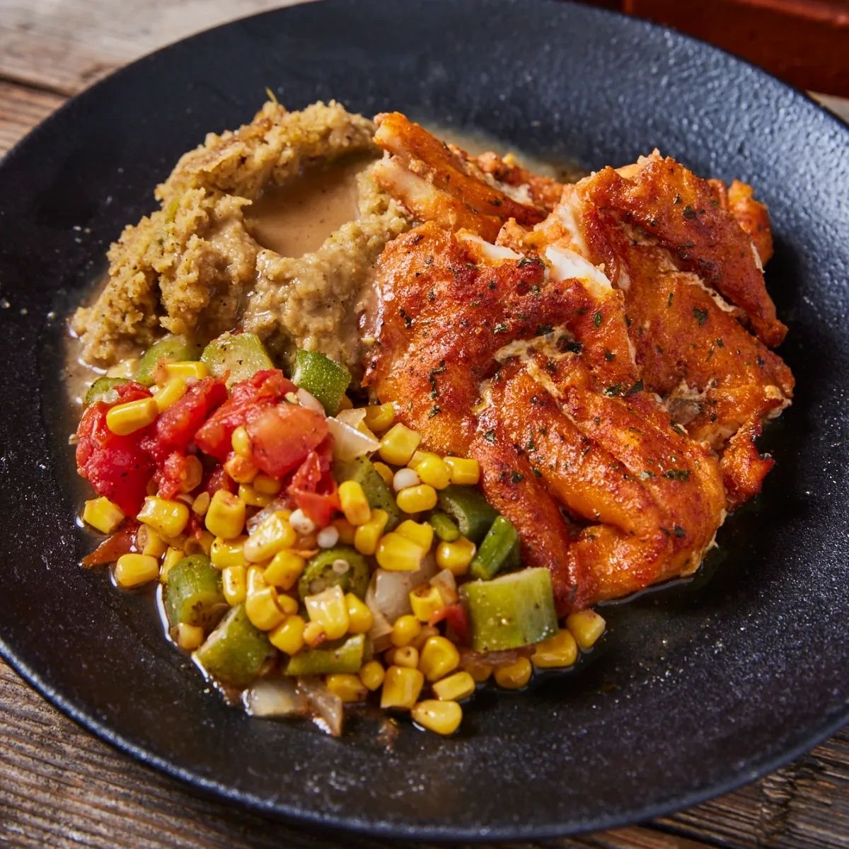 DulanFood's tweet photo. Why wait for Thanksgiving when you can enjoy baked turkey wings today? This is our top Sunday seller, and that's thanks to slow-braised wings and our signature spice blend. Come get a taste! 🦃 #DulansSoulFoodKitchen #TurkeyWings https://t.co/UoRMiDhBcS