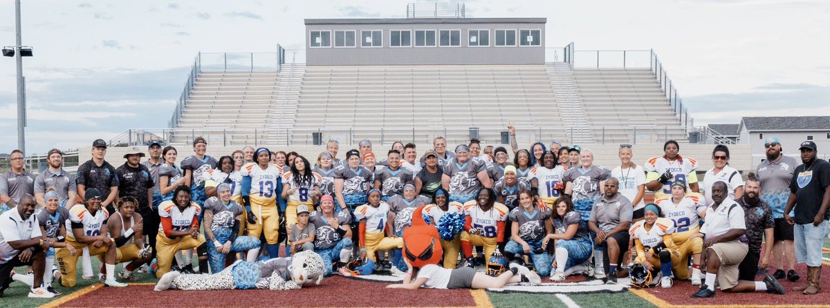 Our playoff run ended sooner than we were hoping for, but it was a hard fought battle against a respectable team that ended in a 35-34 loss to end our season. Hats off to you, Zydeco Spice. Best of luck in New Mexico!