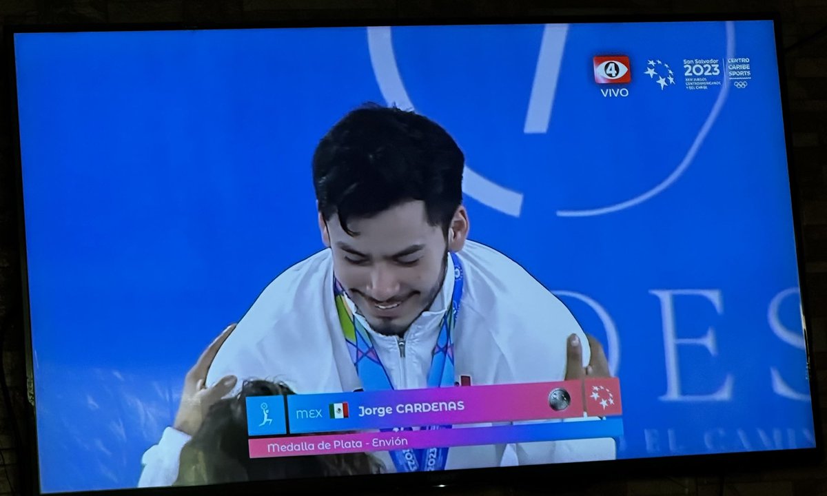 peperivra's tweet photo. @jorgeadanxxx Gran competencia 🏋️‍♂️😎💪🏻 #SS2023 https://t.co/8sQfWEIe8L