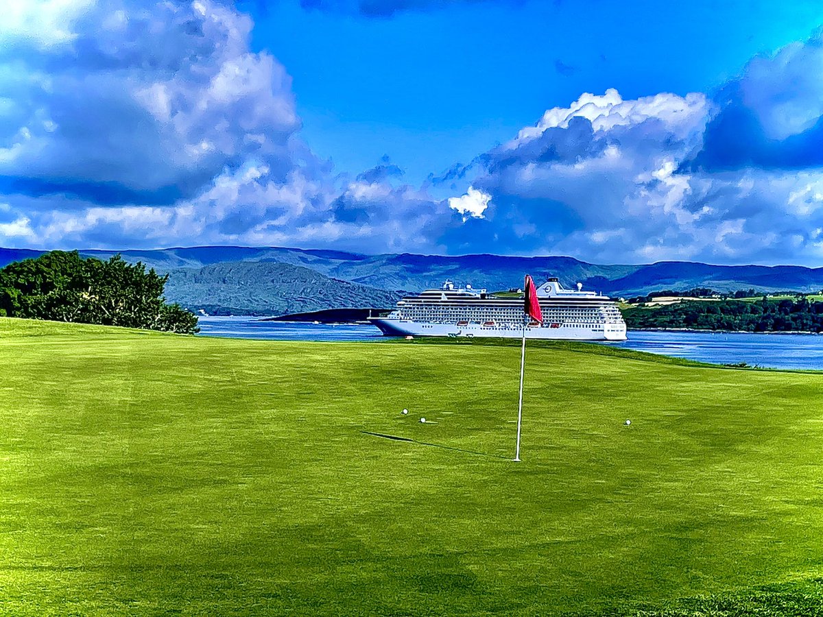 We would like to extend a warm welcome to today’s visitors from the Oceania Riviera. The course is in fantastic condition and is playing tough but fair and hopefully you enjoy your round!! #bantry #BBGC #bantrybay #westcork #pjc