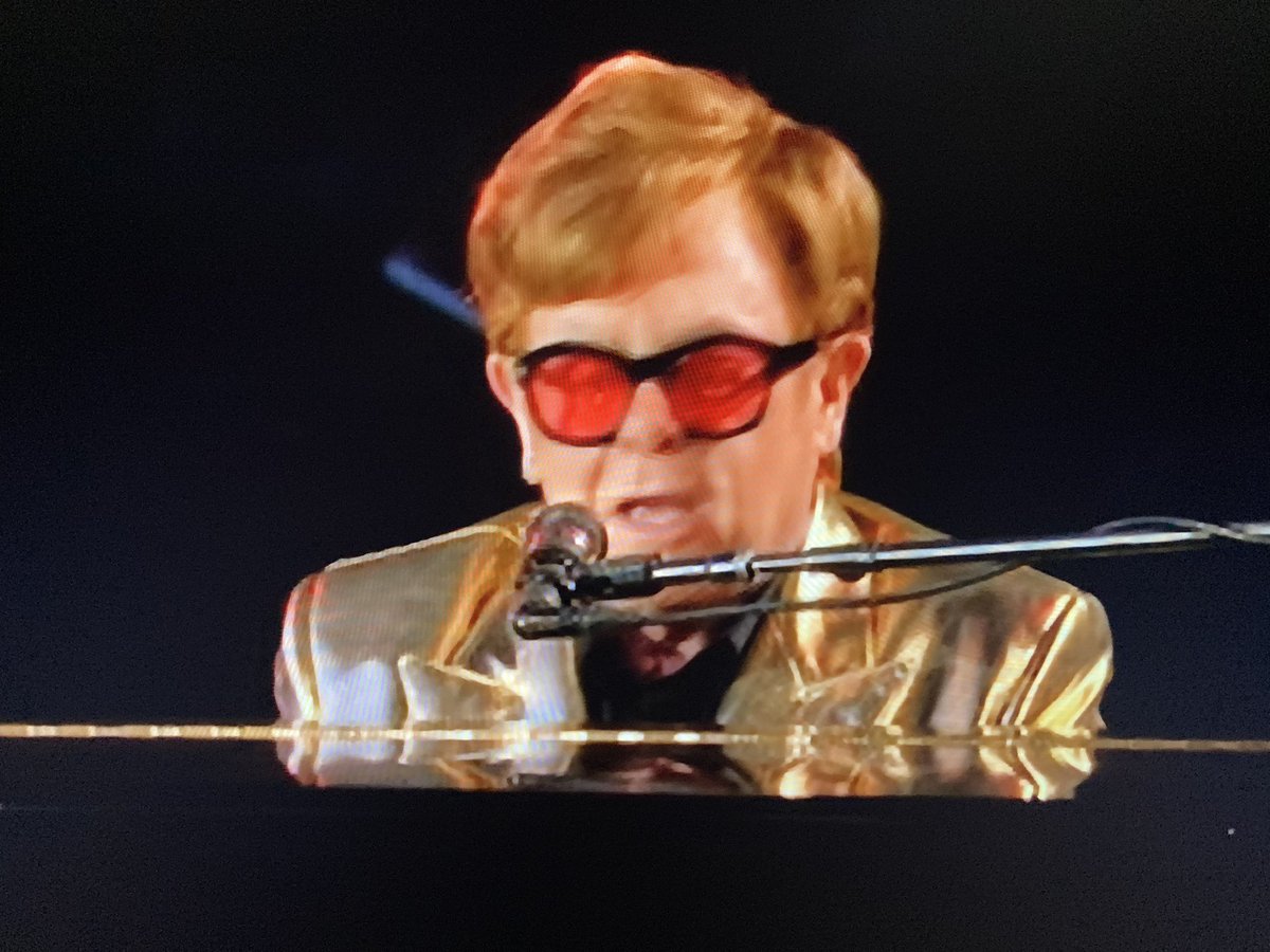RogerJ_01's tweet photo. Elton John is 76. Hard to believe. Loving his #Glastonbury performance. Rolling back the years. https://t.co/JMkI7DK99k