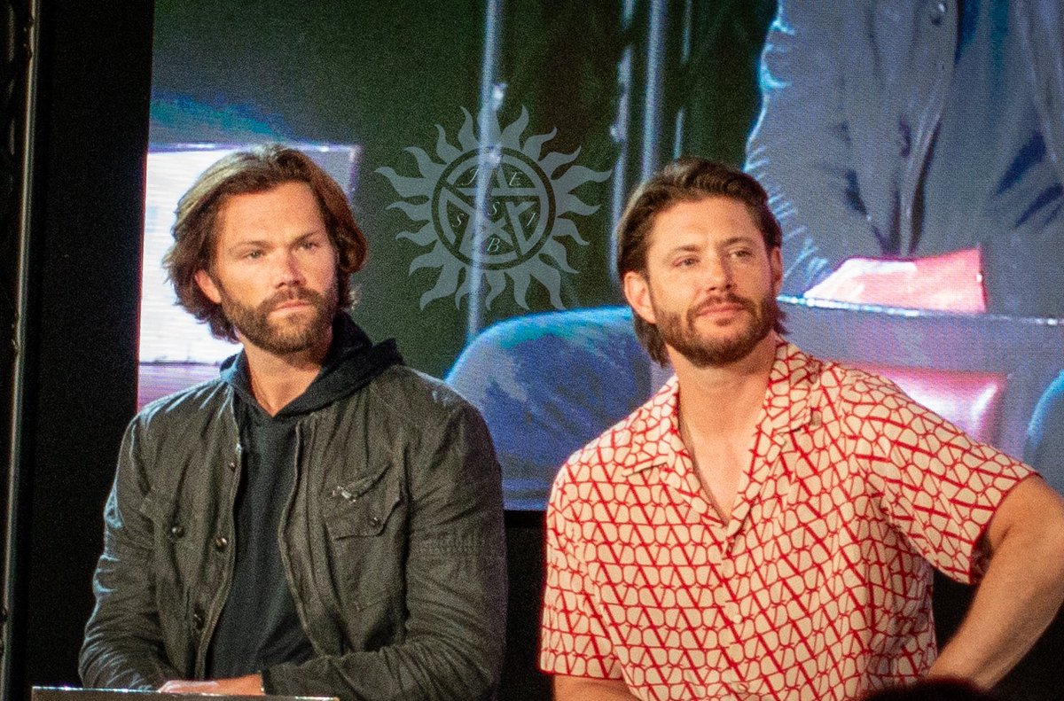 Suou88's tweet photo. Some J2 content. More potatoes quality wise. But didn’t want to keep them from you. ☺️
 #JIBFamily #jib13 #SPN #J2Panel https://t.co/KByqzNTHOV