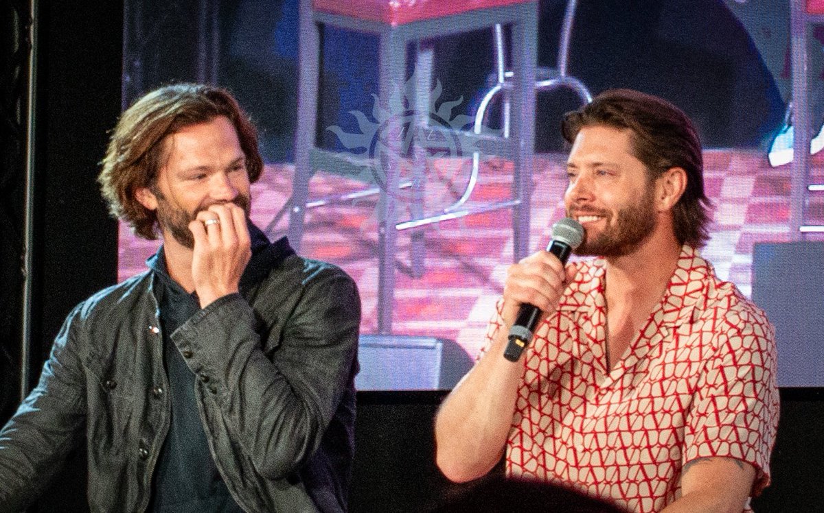 Suou88's tweet photo. Some J2 content. More potatoes quality wise. But didn’t want to keep them from you. ☺️
 #JIBFamily #jib13 #SPN #J2Panel https://t.co/KByqzNTHOV