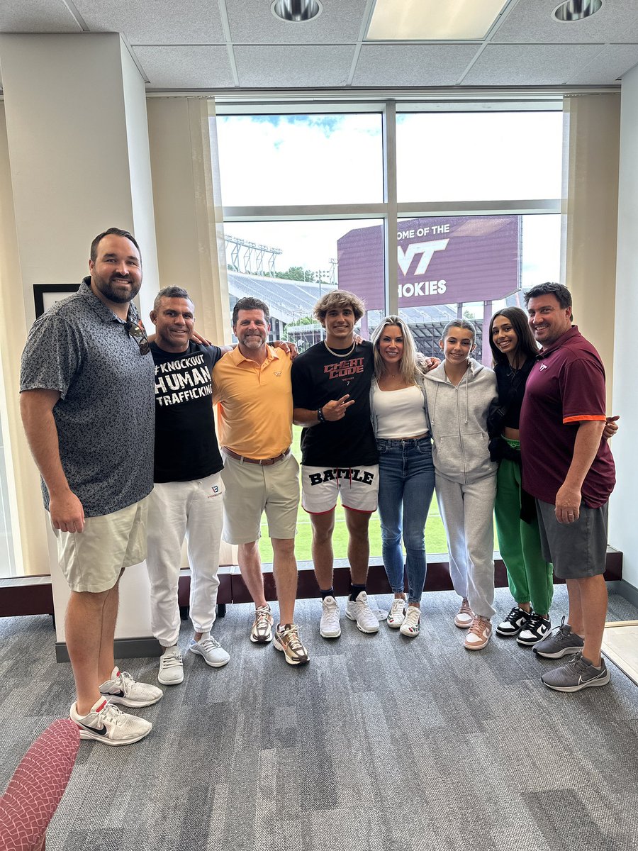 vitorbelfort's tweet image. Amazing time @HokiesFB 
This coaching staff is amazing. I can't wait for my son to be apart of this amazing program. A lot of good news coming soon 👀🦃 #ThisIsHome