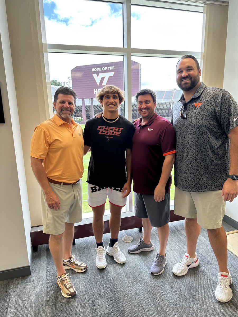 vitorbelfort's tweet image. Amazing time @HokiesFB 
This coaching staff is amazing. I can't wait for my son to be apart of this amazing program. A lot of good news coming soon 👀🦃 #ThisIsHome