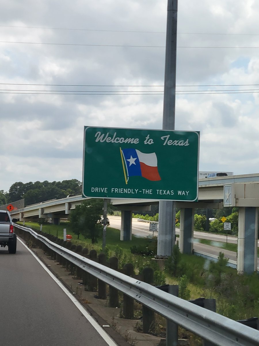 JudysCustmGlass's tweet photo. Woo hoo. Texas finally!  @TonsaFun79 https://t.co/keW3PdoPJj