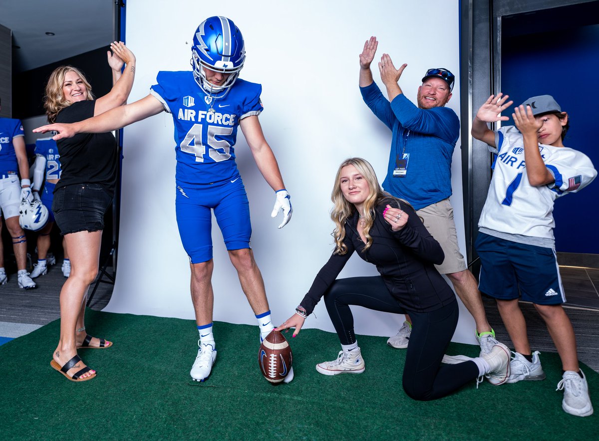EthanBrumgard's tweet photo. After an amazing weekend in Coloroado Springs, I have decided to continue my academic and athletic careers @AF_Football ⚡️⚡️⚡️ I am truly blessed to announce that I am 100% Committed to the #boltbrotherhood & I want to say that I am incredibly thankful to my parents for all the support they have given me and thank you all my coaches that have helped encourage, train, and mentor me along the way!!! Thank you @CoachTCalhoun @CoachTimHorton @coachskene3 @CoachLamAF for a fantastic weekend and for showing me what @AF_Football is all about!!! I can't wait to get started!

@ClemensBuffsFB @AF_FBRecruiting @scbuffalostrong @SCUCISD @Chris_Sailer 
@CoachRamos15 @Coach_AHill @coach_harvey18 @KICKNATION @Coach_Lengyel @Coach_Lyda1 @JaredSackett42 @yannidaboot39 @hd_duplessis #fightingfalcons #FlyFightWin #sinknavy #beatarmy