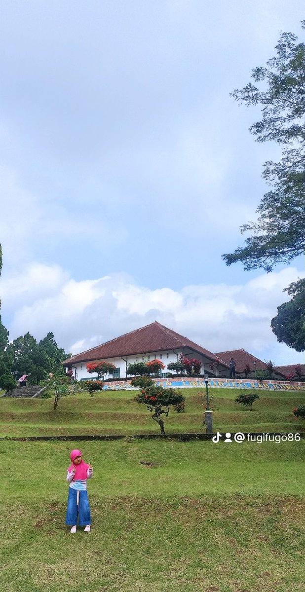 ashyawulan's tweet photo. Gak kerasa udah mau masuk TK kk 🥰❤ https://t.co/YRWqw2w8EN