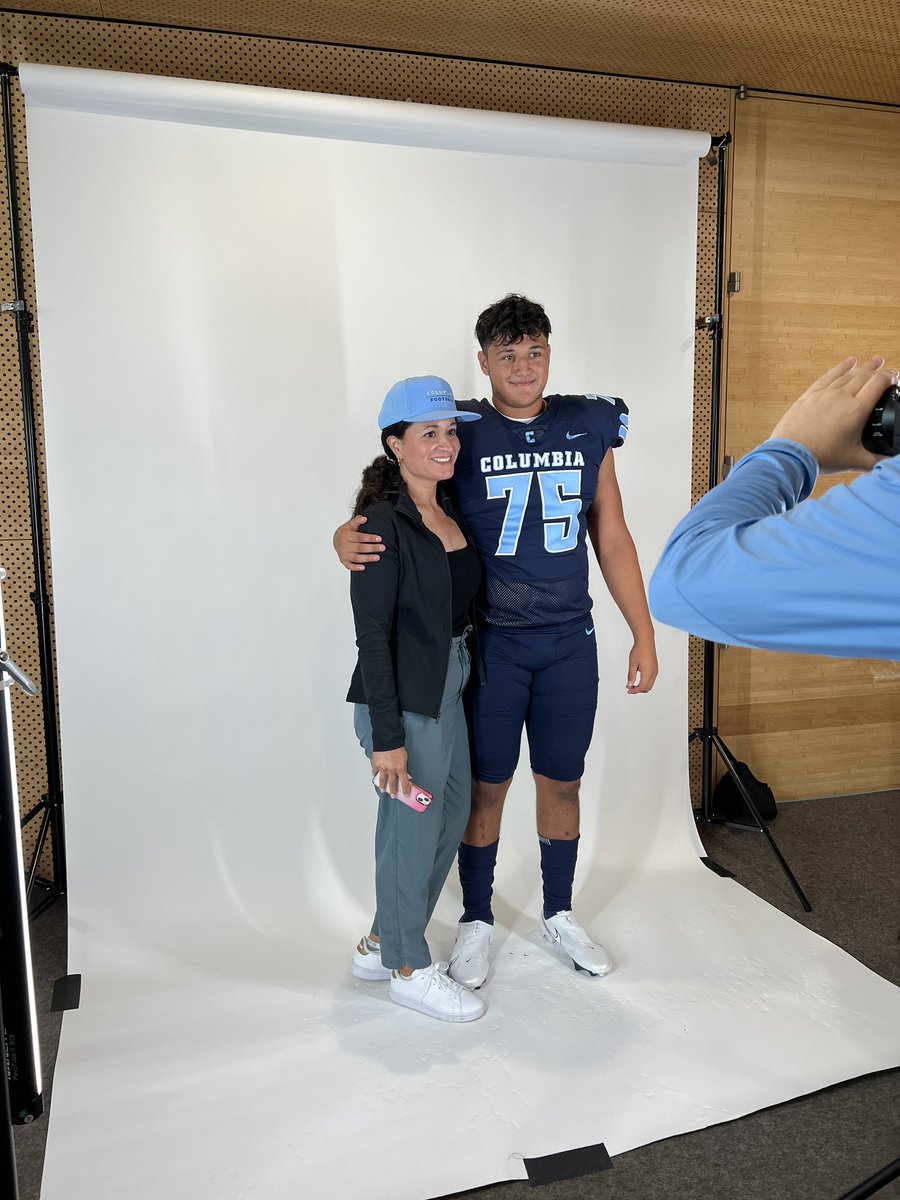 miguelc7575's tweet photo. Had a great time at Columbia this Friday thank you @Coach_Fab and @CoachJonMc for this opportunity. https://t.co/jHLmoUVe2p