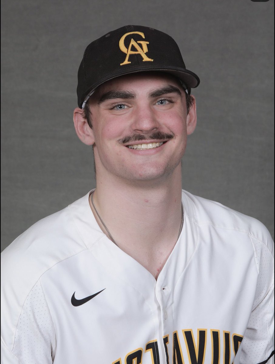 HanskaLakers's tweet photo. Lakers take care of business in Searles, 11-0 in 7.
@SamuelKnowles20 6ip, 8K - 2H, 2RBI, 2 doubles at the plate
C Knowles 1ip, 3K - 3H, 4RBI, 3 doubles

We host Gibbon Wednesday night 730pm! #SOS #COS https://t.co/uaBofvO7Gs