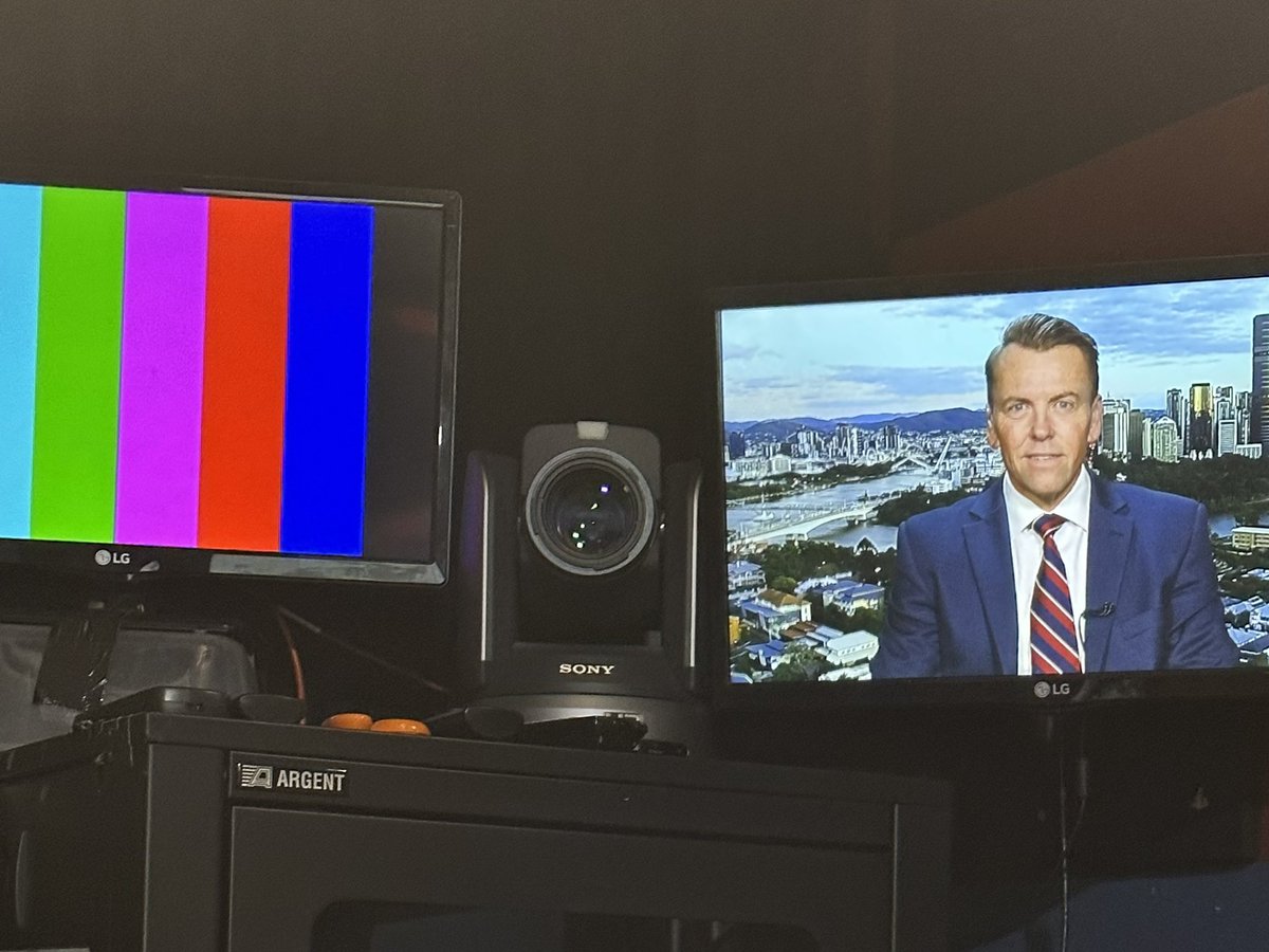 Out of the surf and back in the studio - about to join Sarah Abo on <a href="/TheTodayShow/">The Today Show</a> to discuss uprising in Russia &amp; the passing of Simon Crean.
