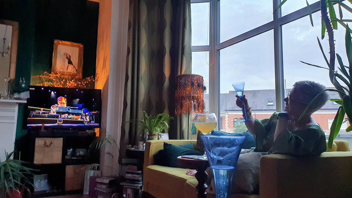 OMG!!!! Wooo whoo THANK U <a href="/eltonofficial/">Elton John</a> from 1 rocket man.... to 2 of them lol <a href="/carmel_smyth/">Carmel Smyth</a>
And i  are lovely the Set here in sunny Belfast! U made are year 🤩🙏 ...... and thank u 
<a href="/glastonbury/">Glastonbury Festival</a> always delivering joy and happiness every year! We love it! 🎶🤩🥳🌈🍀🎙💃🤩💅🎶🏳️‍🌈