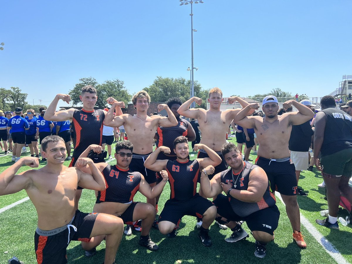 What an experience at the @HSUTX Lineman Challenge. Blessed to be a part of it with my brothers . Thank you to everyone for the endless support @SmithvilleISD @tgrcoach08 @hodge_2525 @CyrilAdkins23