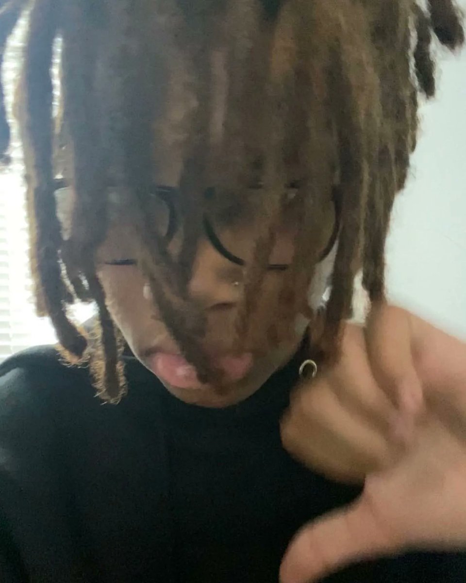 Jayden (@lillyonx_) on Twitter photo 