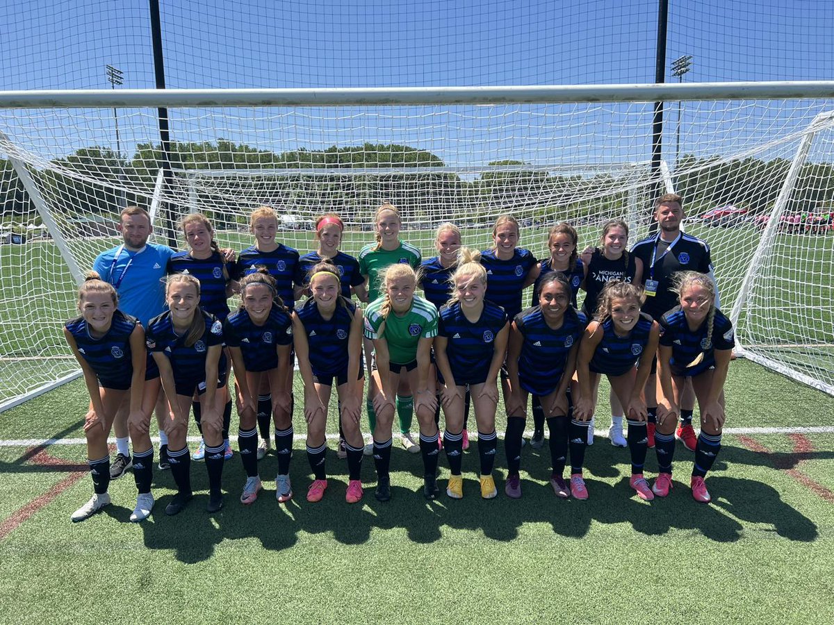 @MIRangersFC 06G Elite advanced to the Midwest Regional semi-finals with a 4-0 win today! Semi-finals on Tuesday! LET'S GO!! Thanks for watching this weekend @sarahalilho! Was great to meet you!
@NationalLeague
@ImCollegeSoccer
@TopDrawerSoccer
@MISoccerCentral
@TheSoccerWire