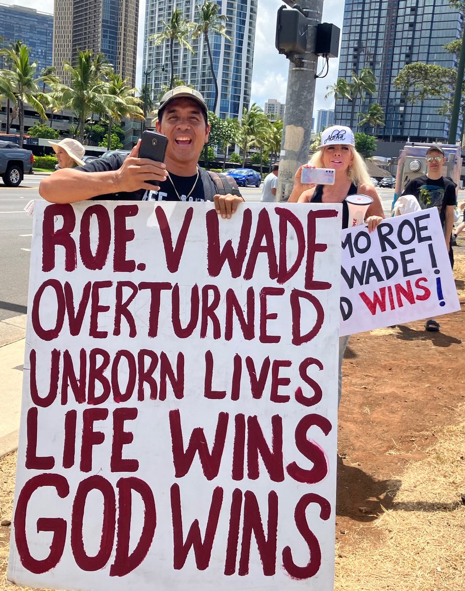 On the 1 year anniversary of the overturning of Roe we were at the Kaka`ako Open Market to demand Legalized Abortion Nationwide!  Our message was what people wanted to hear - not the misogynistic rants of the religious fascists who came to counterprotest!  #Riseup4abortionrights!