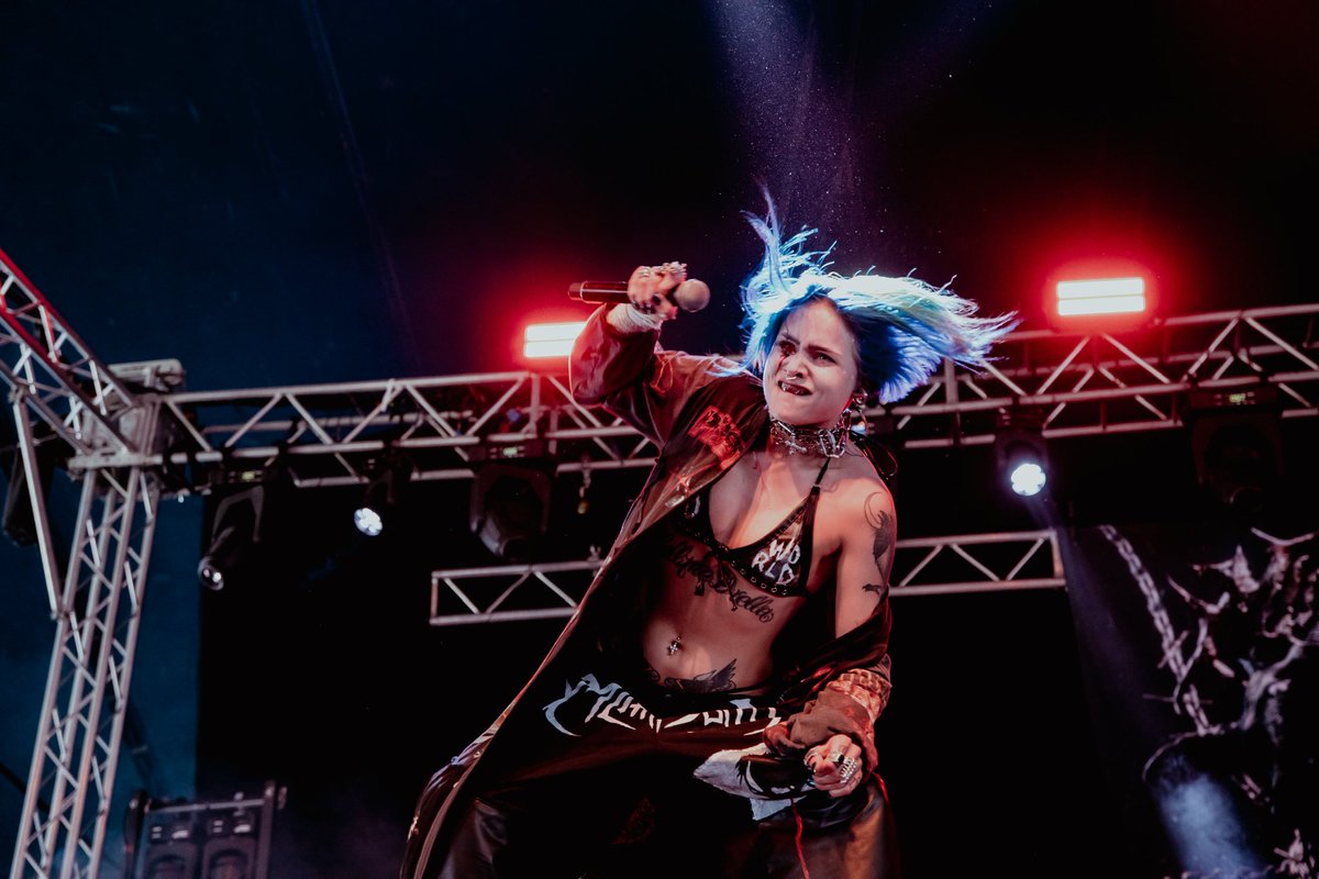 Great set from <a href="/mimi_barks/">Mimi Barks</a> at this years <a href="/DownloadFest/">Download Festival</a>