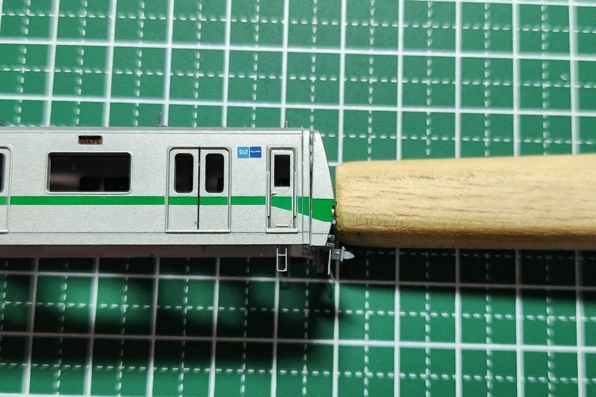captrain3's tweet photo. 切った🪚
1ミリ詰めてみます。
#メトロ6000系 #マイクロエース https://t.co/vr0SvAMeKA