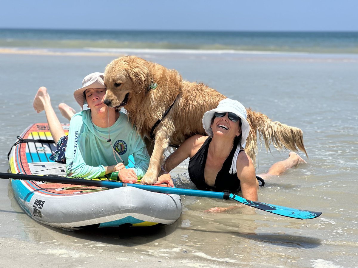 jblyman's tweet photo. Not a bad day at the beach with my boys… https://t.co/YAknVd4Vrf