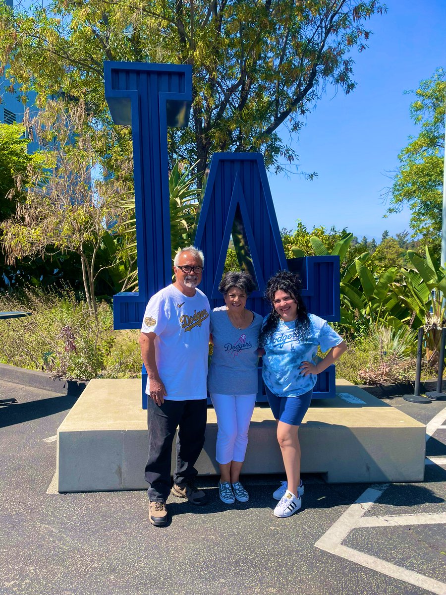 bellisbombgirl's tweet photo. we out here⚾️🏟️ #dodgers #heretoplay https://t.co/UwO7GRgFhs