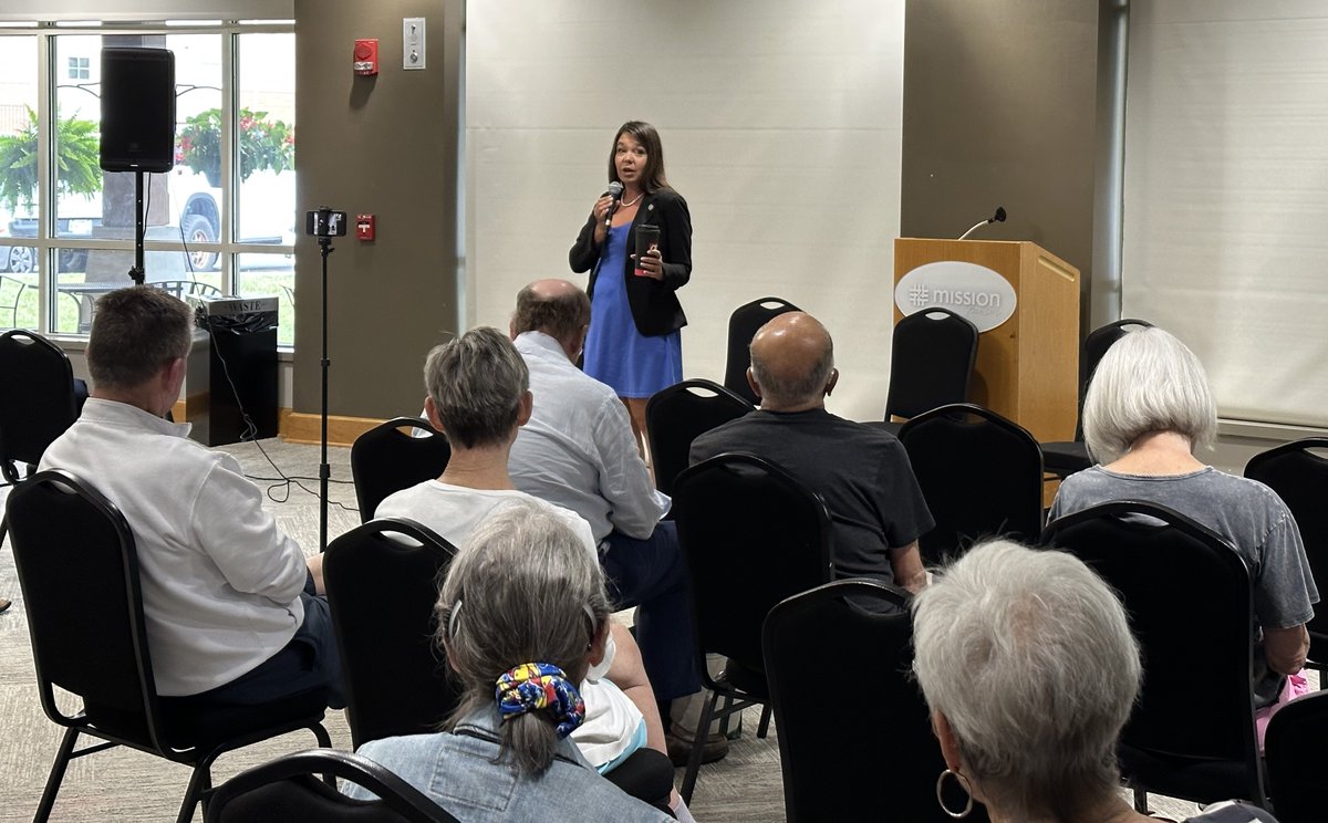 30 for 30! 30 months in office = 30 town halls. 

I'm so appreciative of our community's continued interest in staying informed about our work at the Capitol.

Join our 31st consecutive monthly town hall at 9AM on Sat., July 22 at the Powell Center in Mission. 

#ksleg