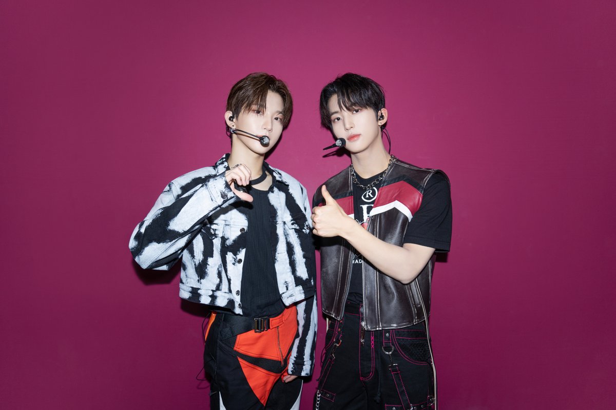 [📸]
#숱간포착
@쇼! 음악중심 | 230624

#TNX #TheNewSix #더뉴식스
#은휘 #HWI 
#오성준 #SUNGJUN 
#BOYHOOD #KickIt4Now
#PNATION #피네이션