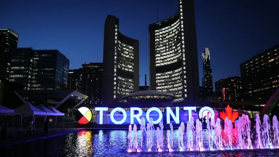 MainStResearch's tweet image. And finally, our last Toronto mayoral poll

Chow - 36%
Bailao - 30%
Saunders - 9%
Furey - 8%
Matlow - 8%
Hunter - 5%
Brown - 1%
Bradford - 1%

Others - 3%

Are you an Intel subscriber? Find the crosstabs here! mainstreetresearch.ca/poll/2023-toro…

Not an Intel subscriber? Subscribe here for…