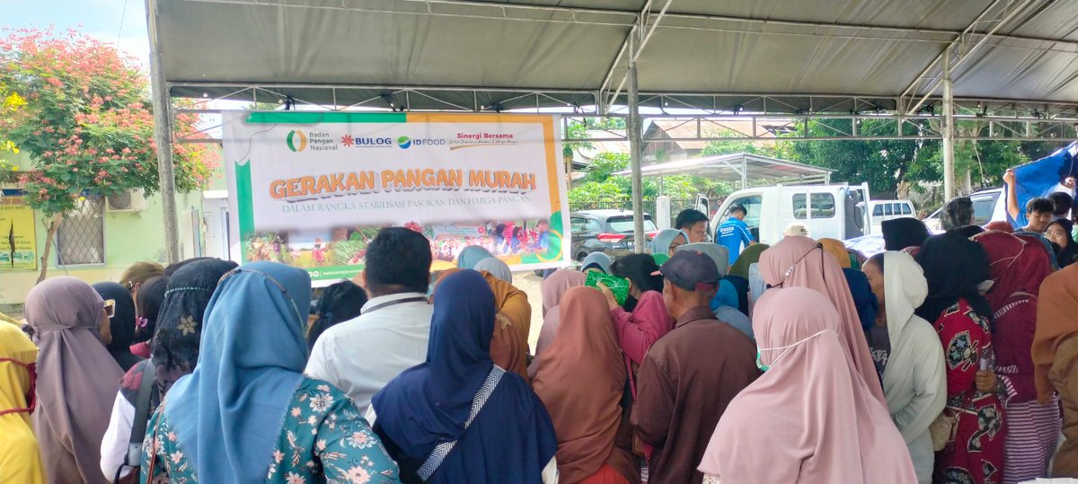 Gerakan Pangan Murah Kota Palu
Dinas Pertanian dan Katahanan Pangan Kota Palu
Di Kelurahan Tanamodindi Kecamatan Mantikulore Kota Palu
#GMPserentak
#panganmurah
#pangankuatindonesiaberdaulat
#gerakanpanganmurah