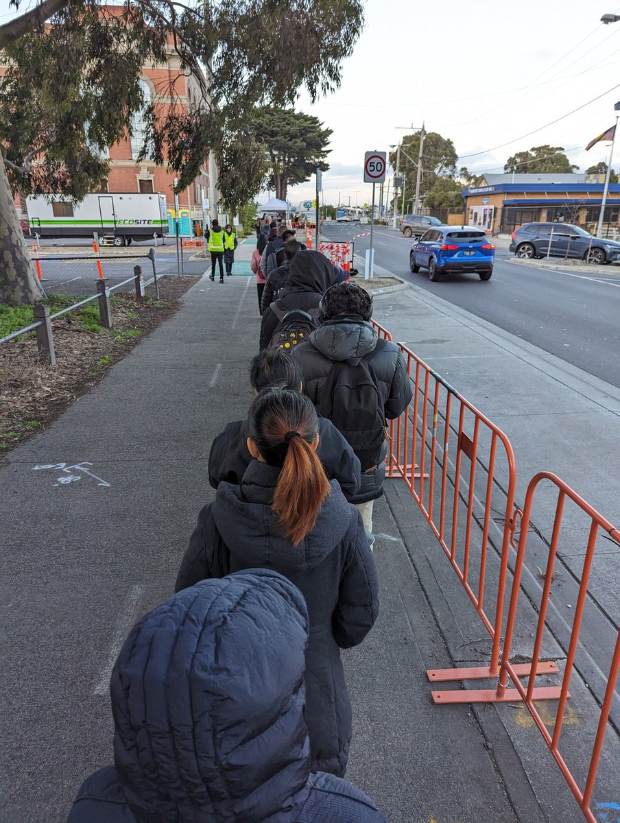 Bus replacements for Williamstown Werribee lines... Surely you can organise things better <a href="/metrotrains/">Metro Trains</a> <a href="/VicGovAu/">Victorian Government</a> <a href="/ptv_official/">Public Transport Victoria</a> <a href="/HobsonsBayCC/">Hobsons Bay Council</a> <a href="/theage/">The Age</a> <a href="/TheSunHerald/">The Sun Herald</a> ...