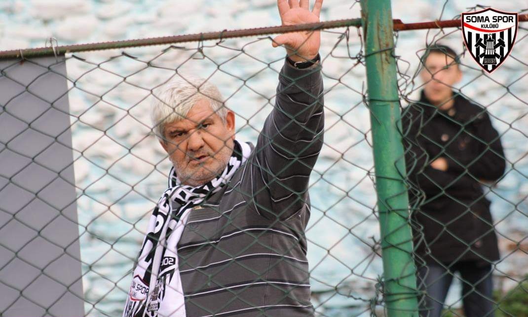 Ne seni ne de içimizi üşüten haziranları unuturuz!

Vefatının 4. senesinde kabrin nur, mekanın cennet olsun Amigo Ahmet!