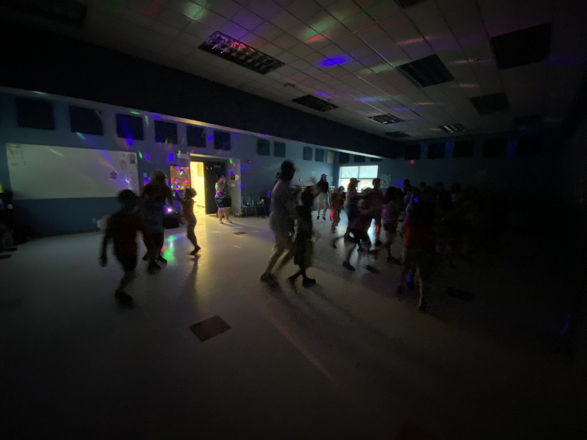 SJAMschool tweet media