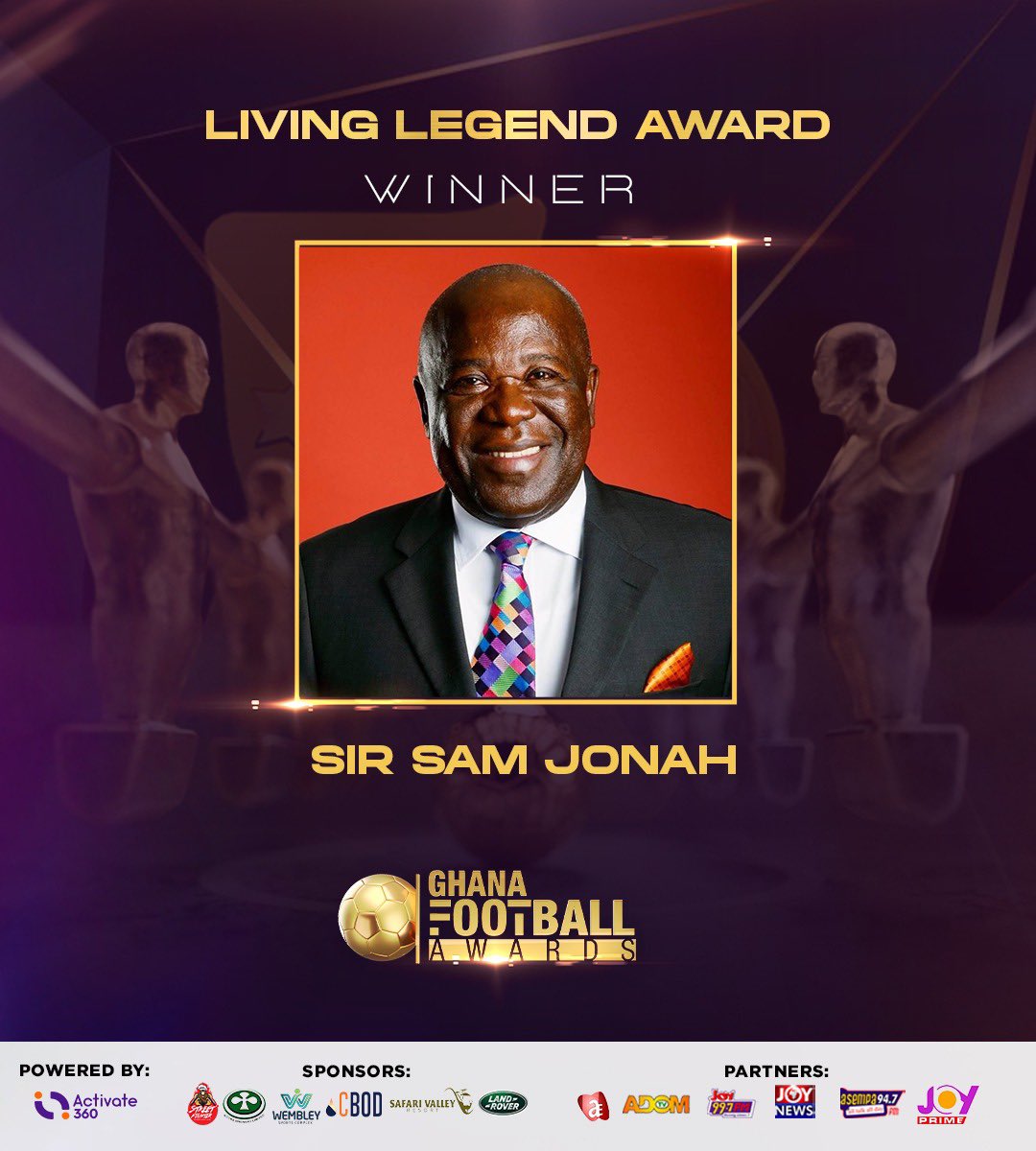 Sir Sam Jonah wins the Living Legend Award at the Ghana Football Awards 2023. #GFAwards23 #GhanaFootballAwards23